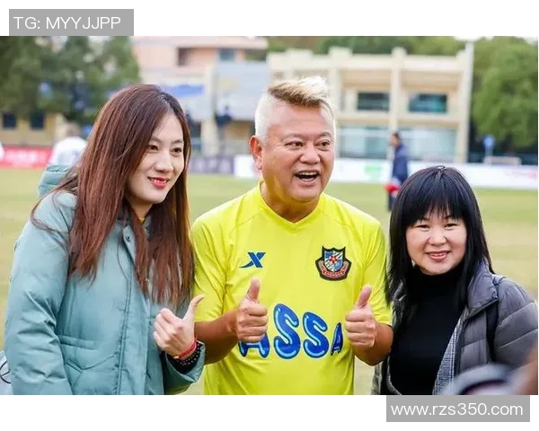 足球明星的慈善行动与关爱社会的感人故事分享